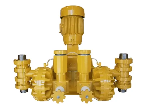 AcuFlow Series 4000 high-capacity chemical dosing pump